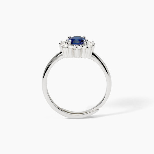 Anello in argento con zaffiro sintetico ovale