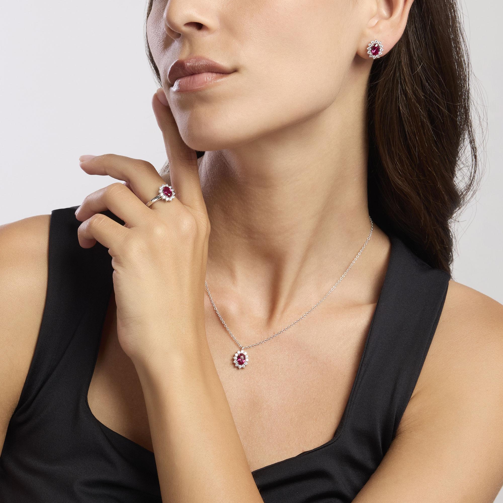 Girocollo in argento con rubino sintetico COOL OR RÉTRO?