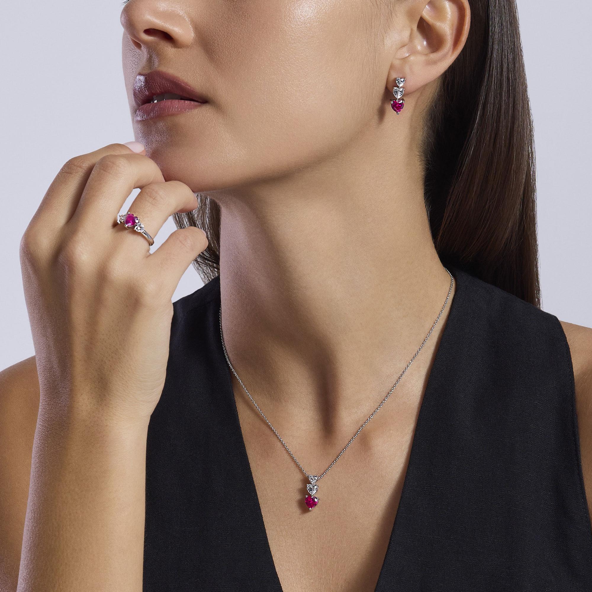 Girocollo con cuori in zirconi e rubino sintetico LOVELY