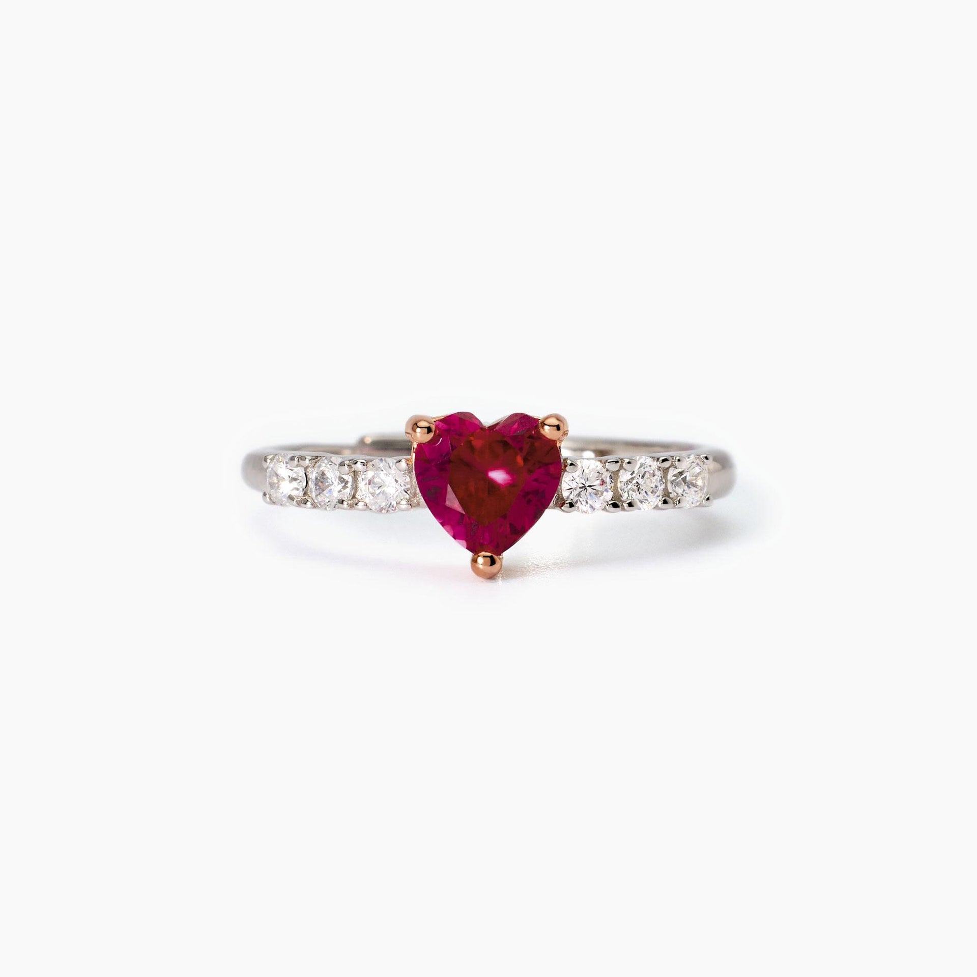 ANELLO CON RUBINO BIRMANO E PAVE' DI DIAMANTI in oro bianco 18kt, con ANELLO CON RUBINO BIRMANO E PAVE' DI DIAMANTI in oro bianco 18kt, con