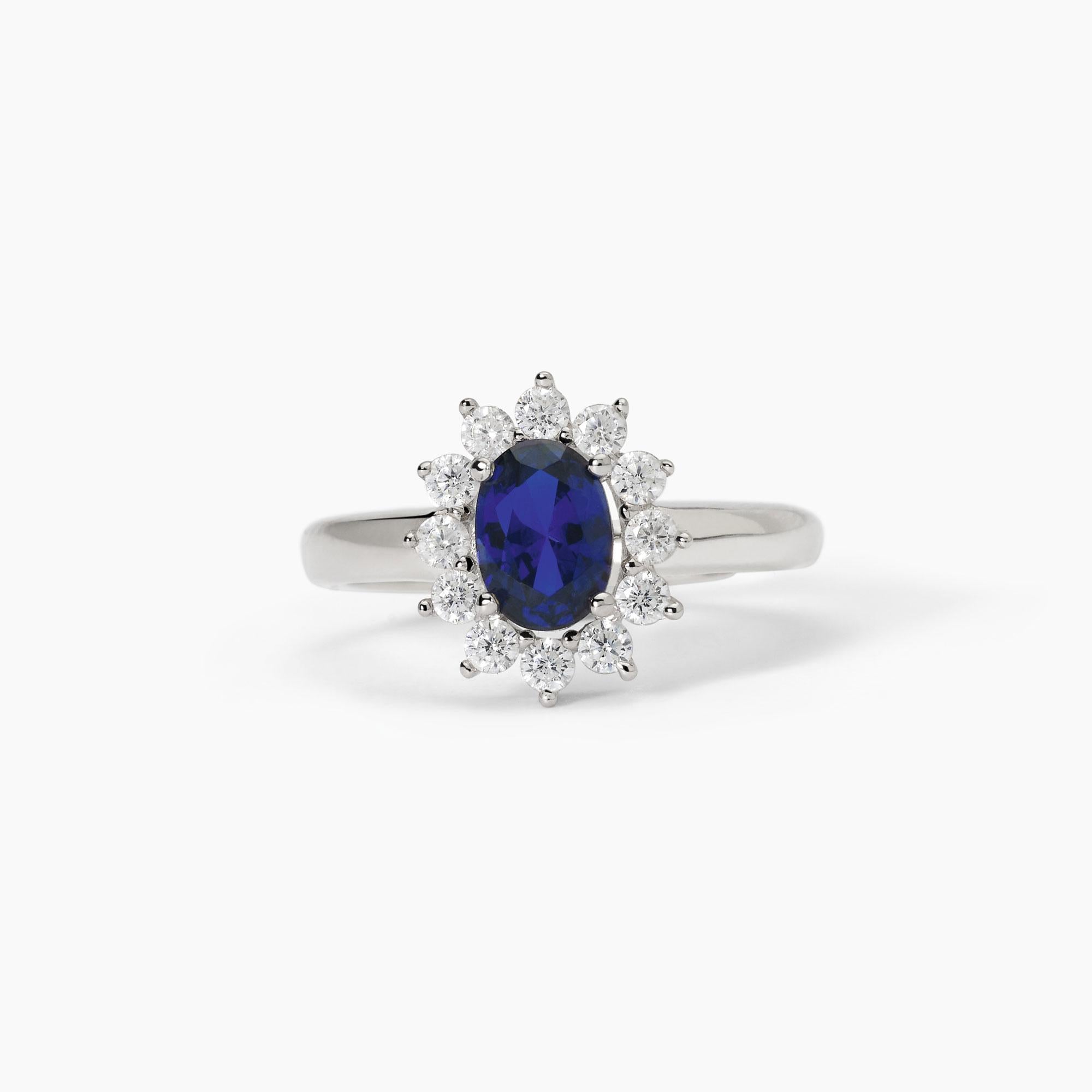 Anello in argento con zaffiro sintetico ovale
