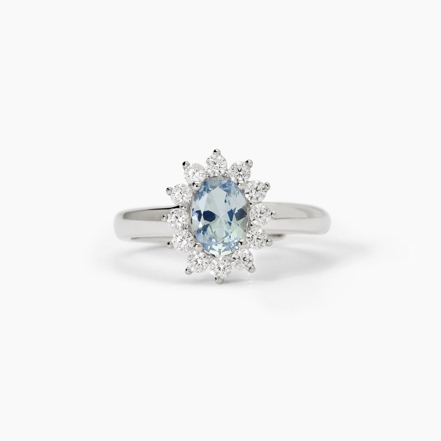 Anello in argento con acquamarina sintetica ovale