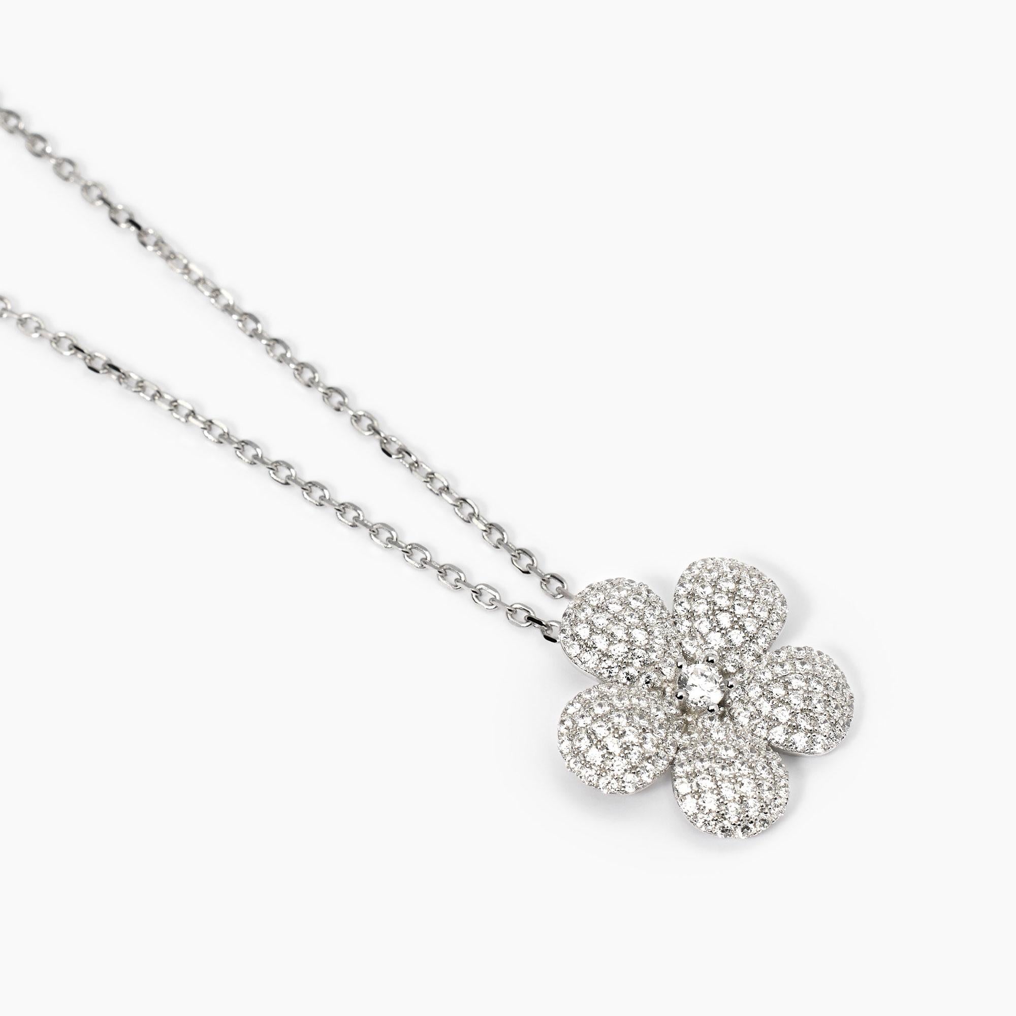 Girocollo in argento con fiore in zirconi