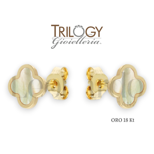 Orecchini  con quafrifoglio da donna  in oro 18 kt e madreperla